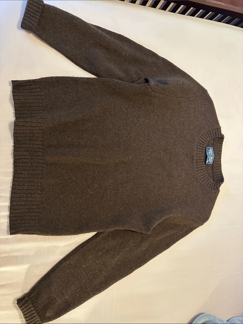 Vintage Robert Bruce Men's Brown Crewneck Sweater size M /70% wool